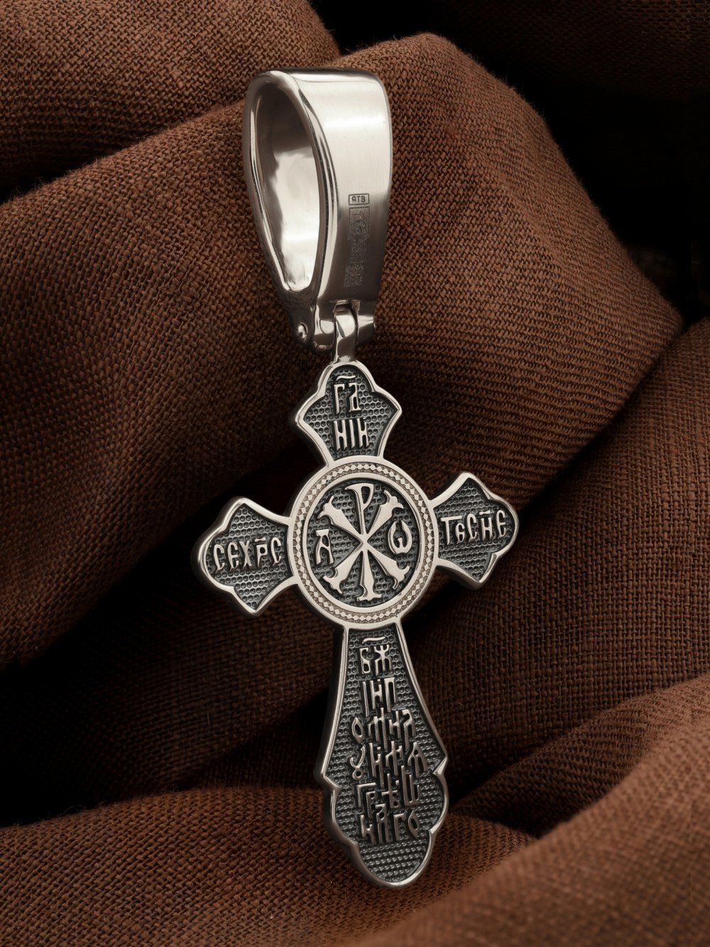 Крест из белого золота