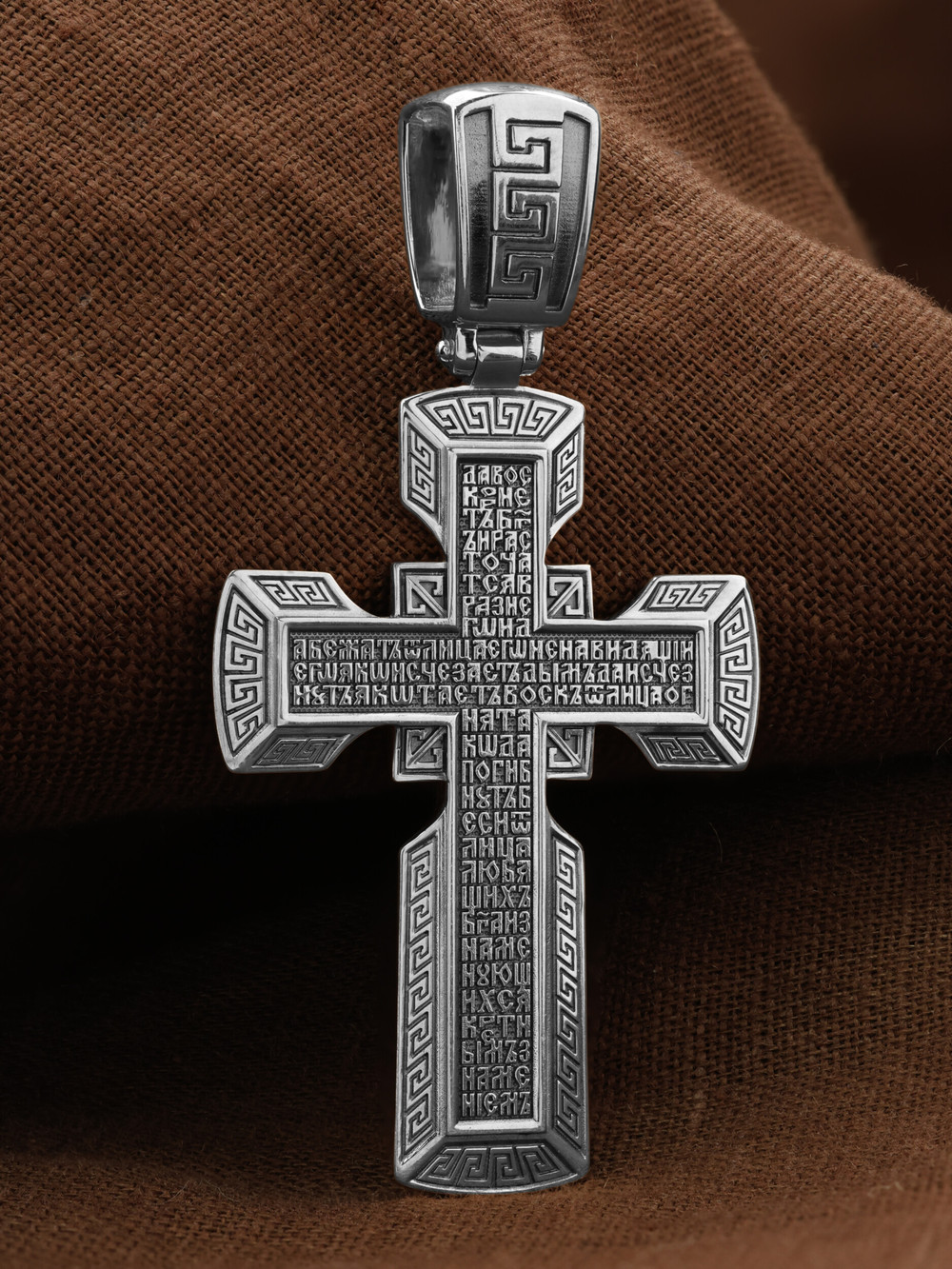 Крест из белого золота