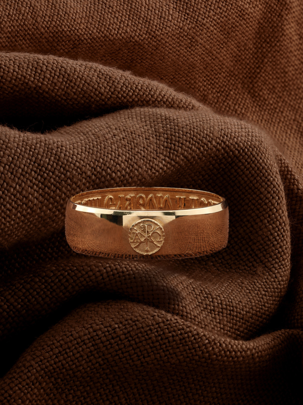 Кольцо из золота