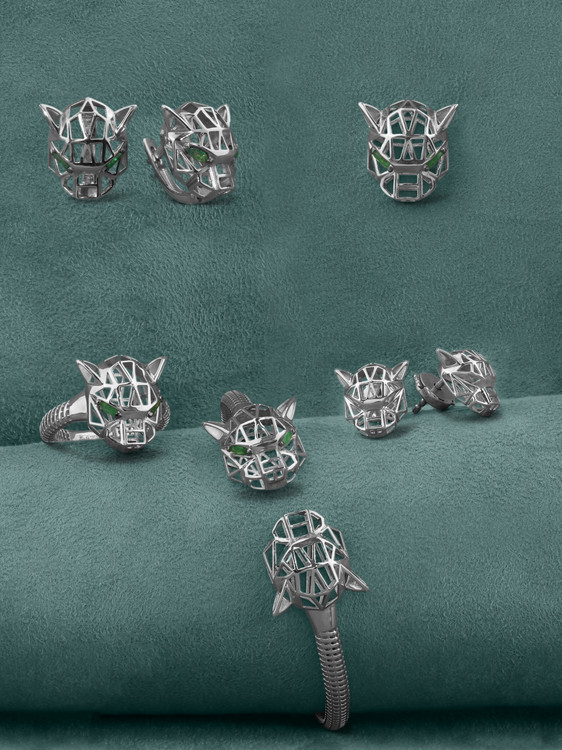 Подвеска из белого золота c изумрудом