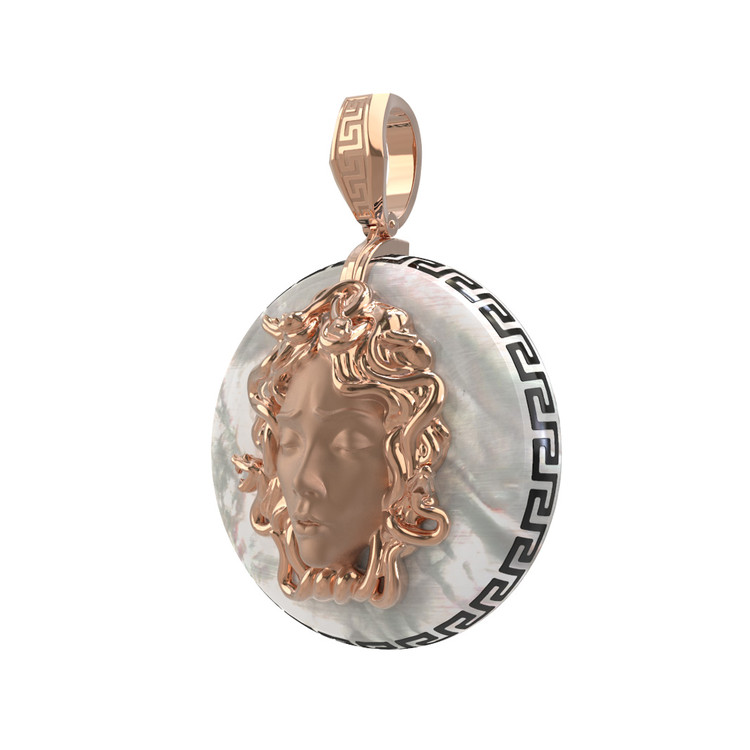 Подвеска из золота c эмалью и перламутром