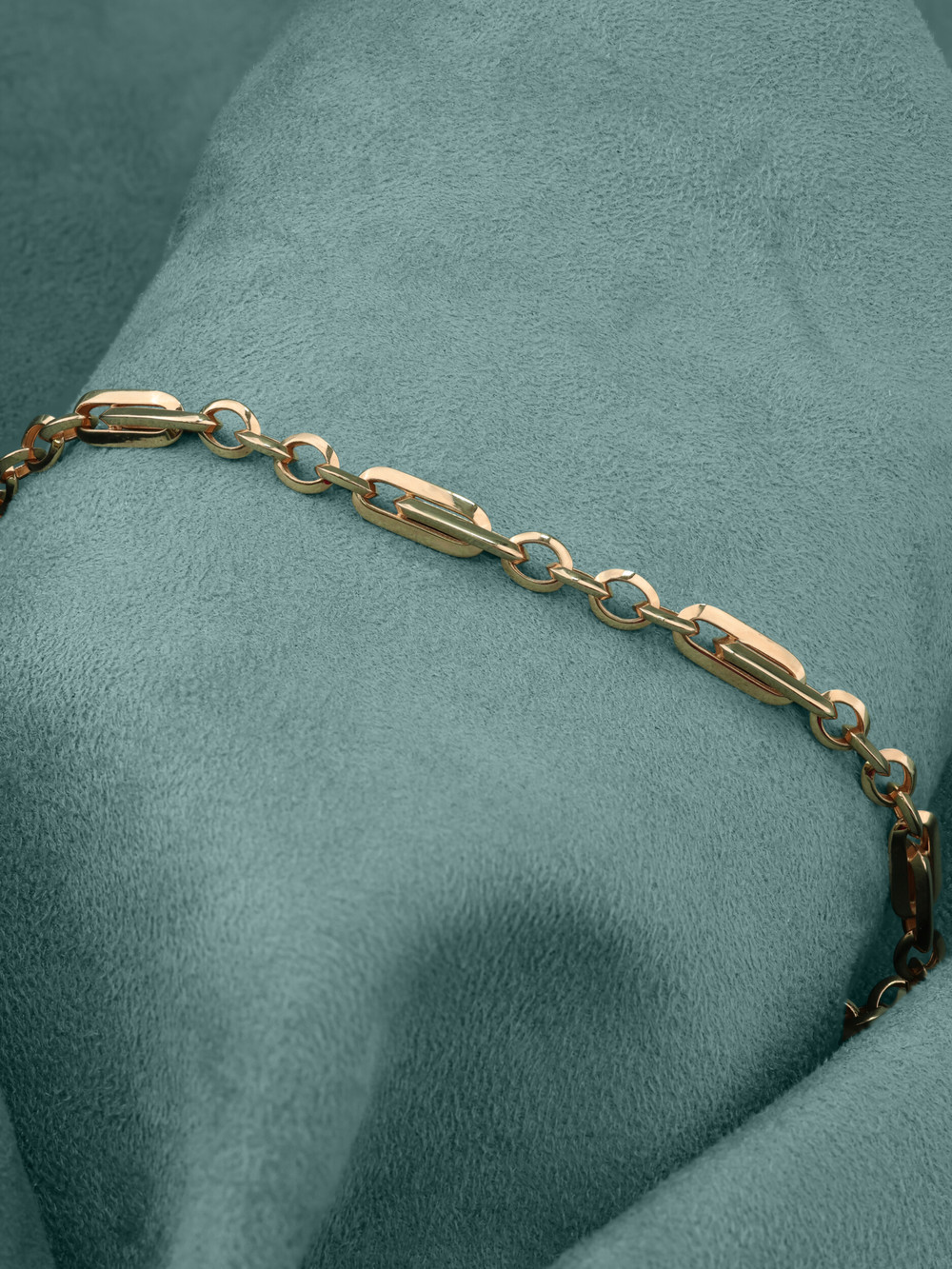 Браслет из золота