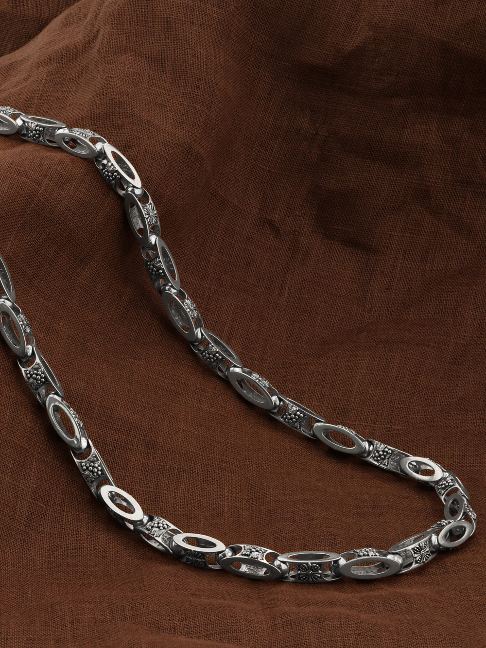 Цепь из белого золота