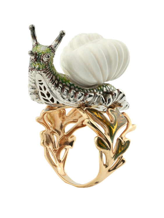 Кольцо из золота c эмалью и бивнем мамонта