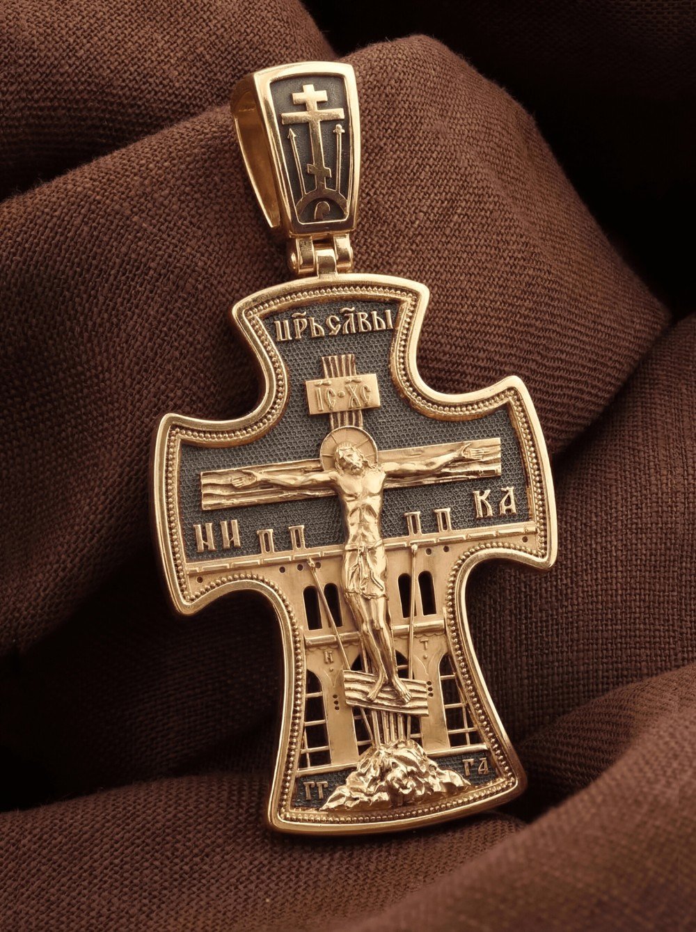 Крест из золота