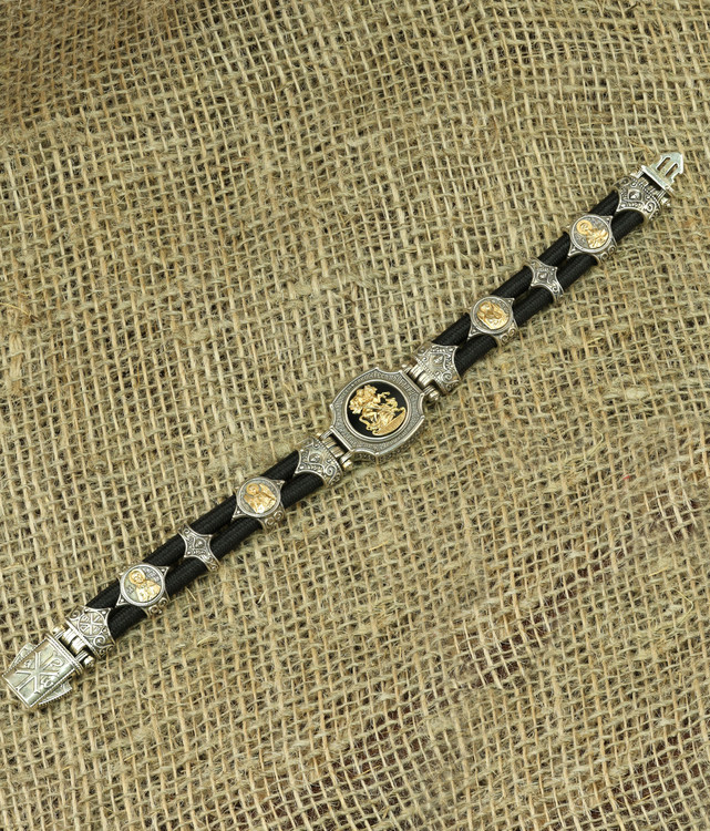 Браслет из серебра и золота c ониксом и шёлковым шнурком