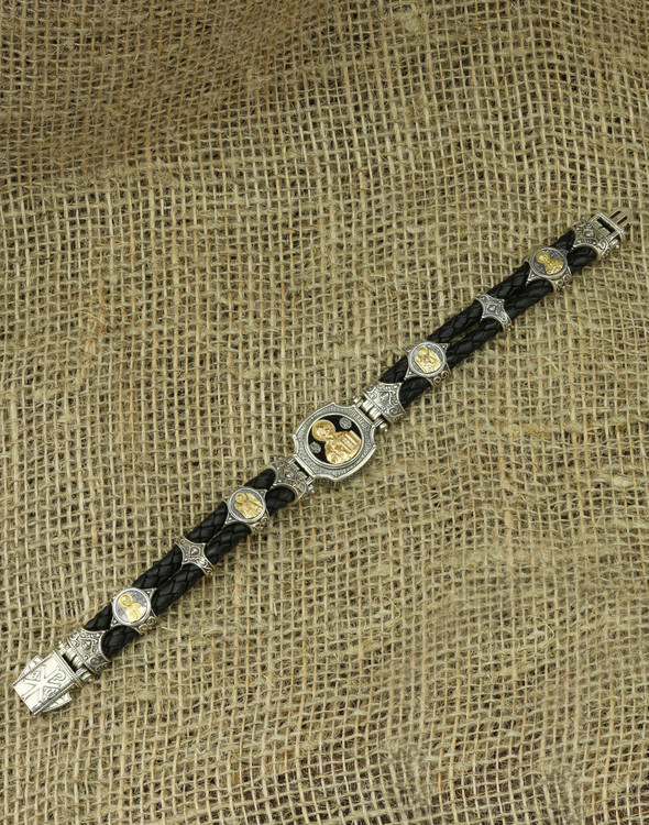 Браслет из серебра и золота c кожаным шнурком и ониксом