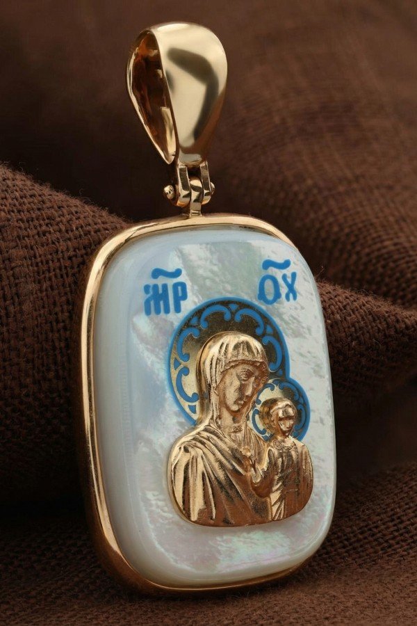 Образок из золота c эмаль и перламутром