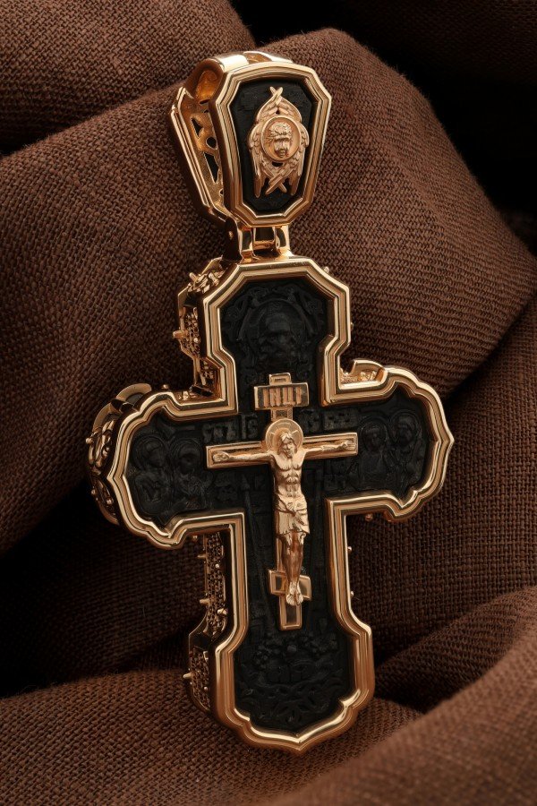 Крест из золота c эбеновым деревом