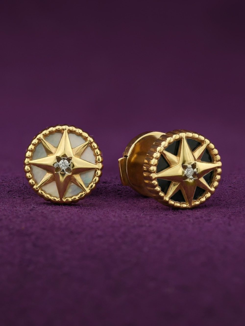 Серьги из лимонного золота c бриллиантами, ониксом и перламутром