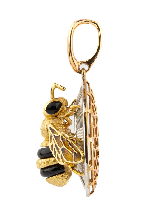 Подвеска из золота c эмаль , ониксом и эмалью