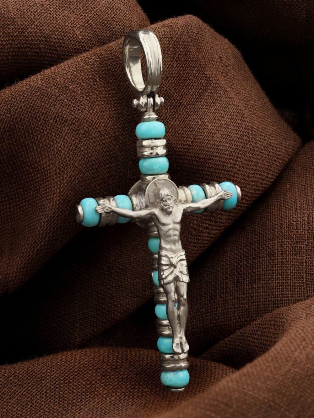 Крест из белого золота c бирюзой