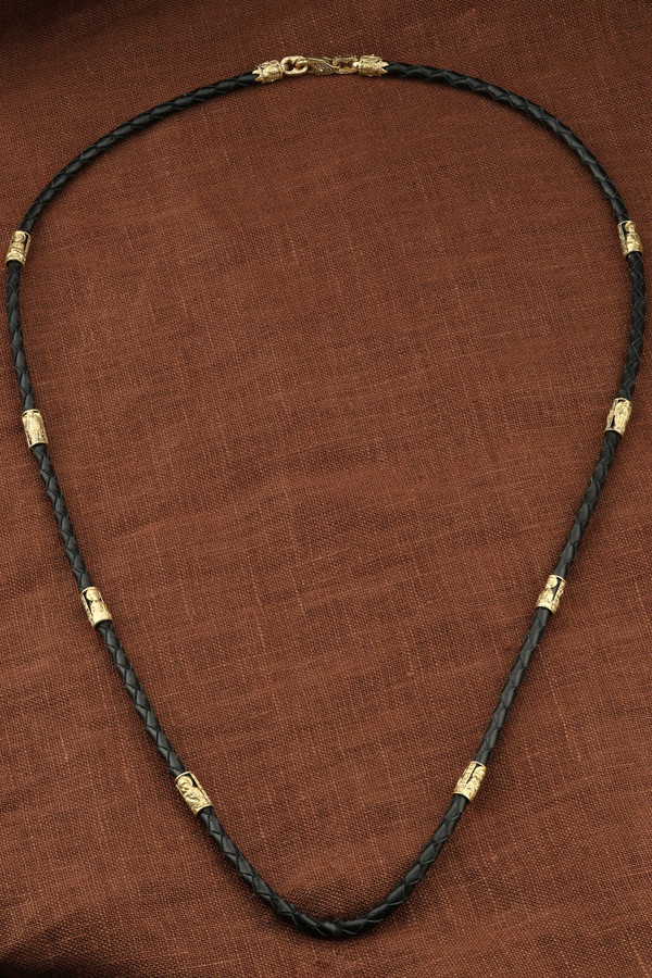 Шнурок кожаный из лимонного золота c кожаным шнурком