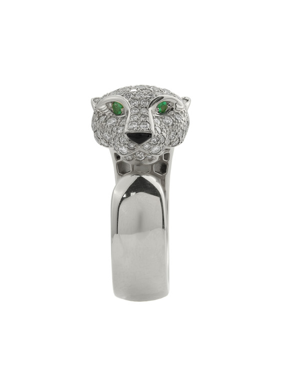 Кольцо из белого золота c бриллиантами, изумрудом и ониксом