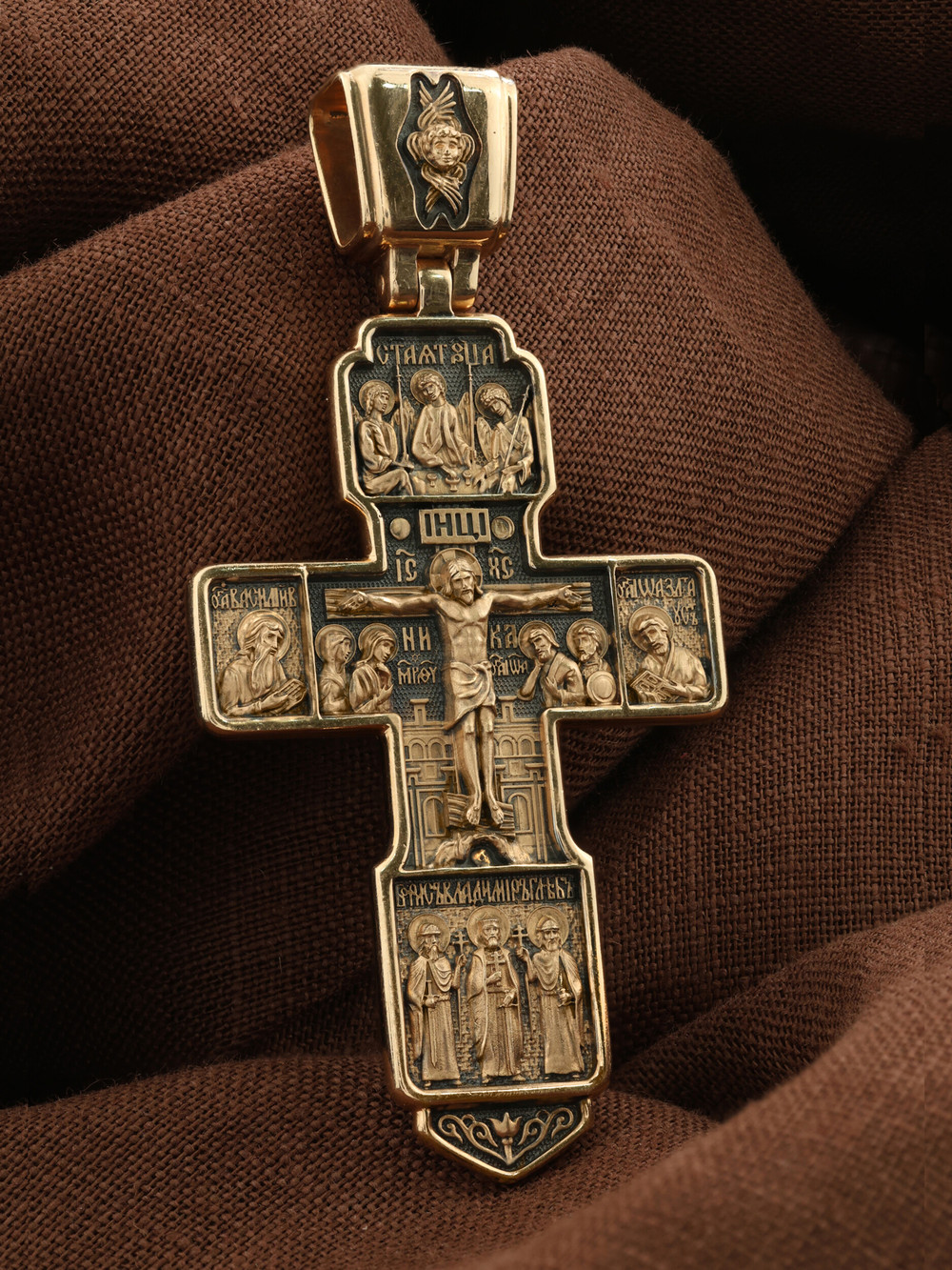 Крест из золота