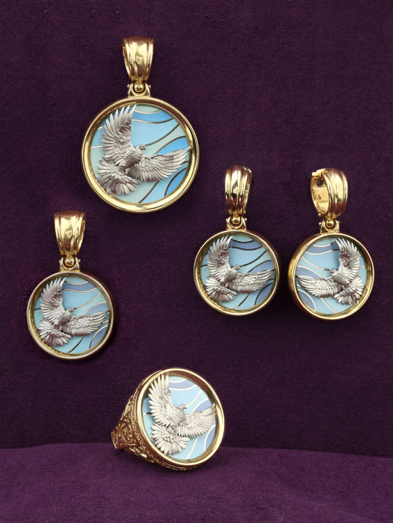 Кольцо из лимонного золота c эмалью