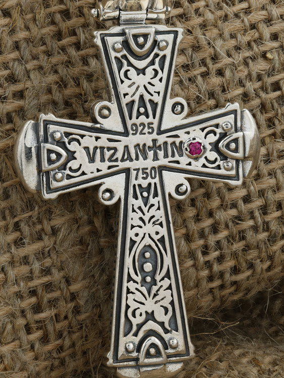 Крест из серебра и золота c ониксом и рубином