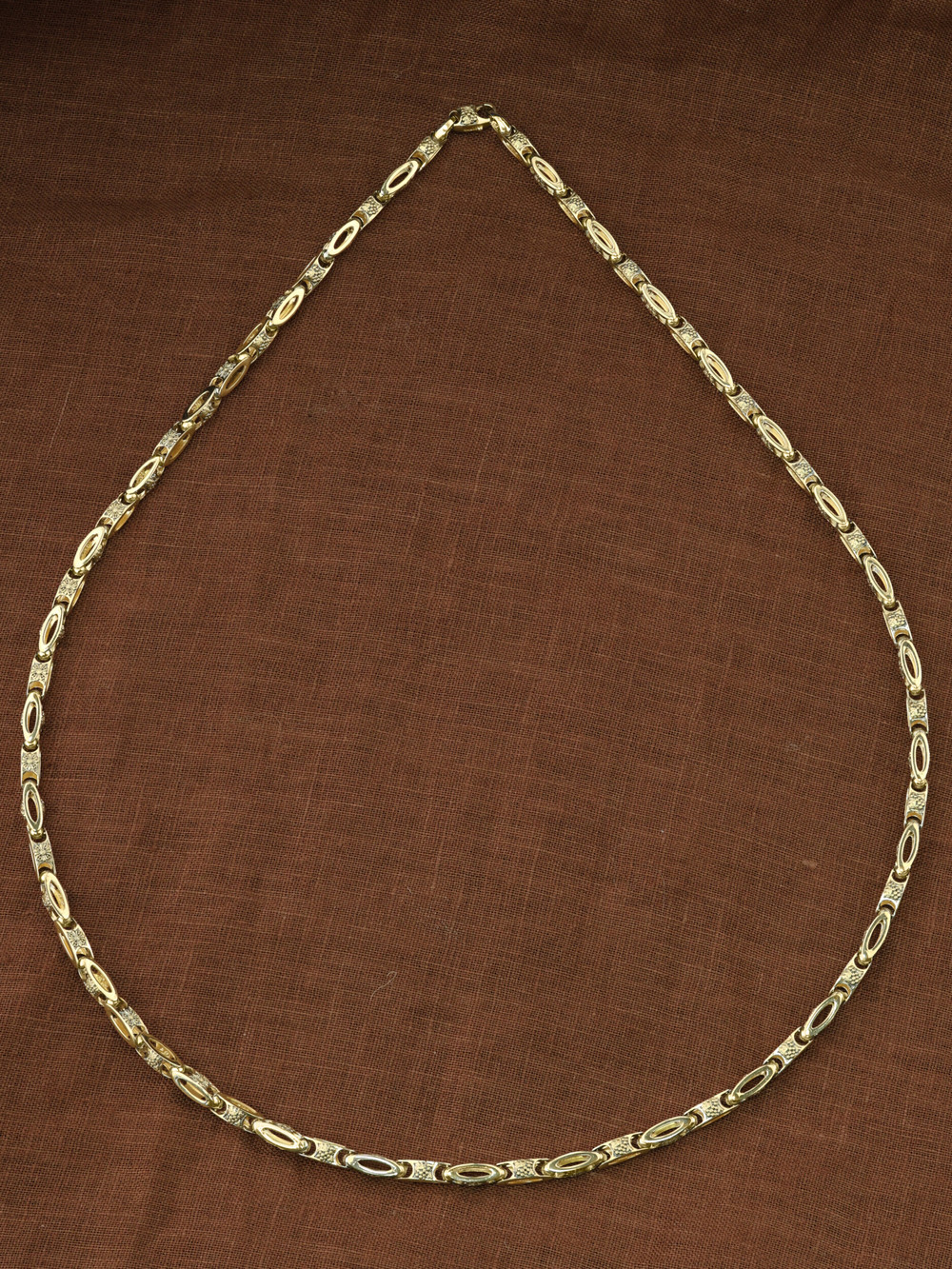 Цепь из лимонного золота