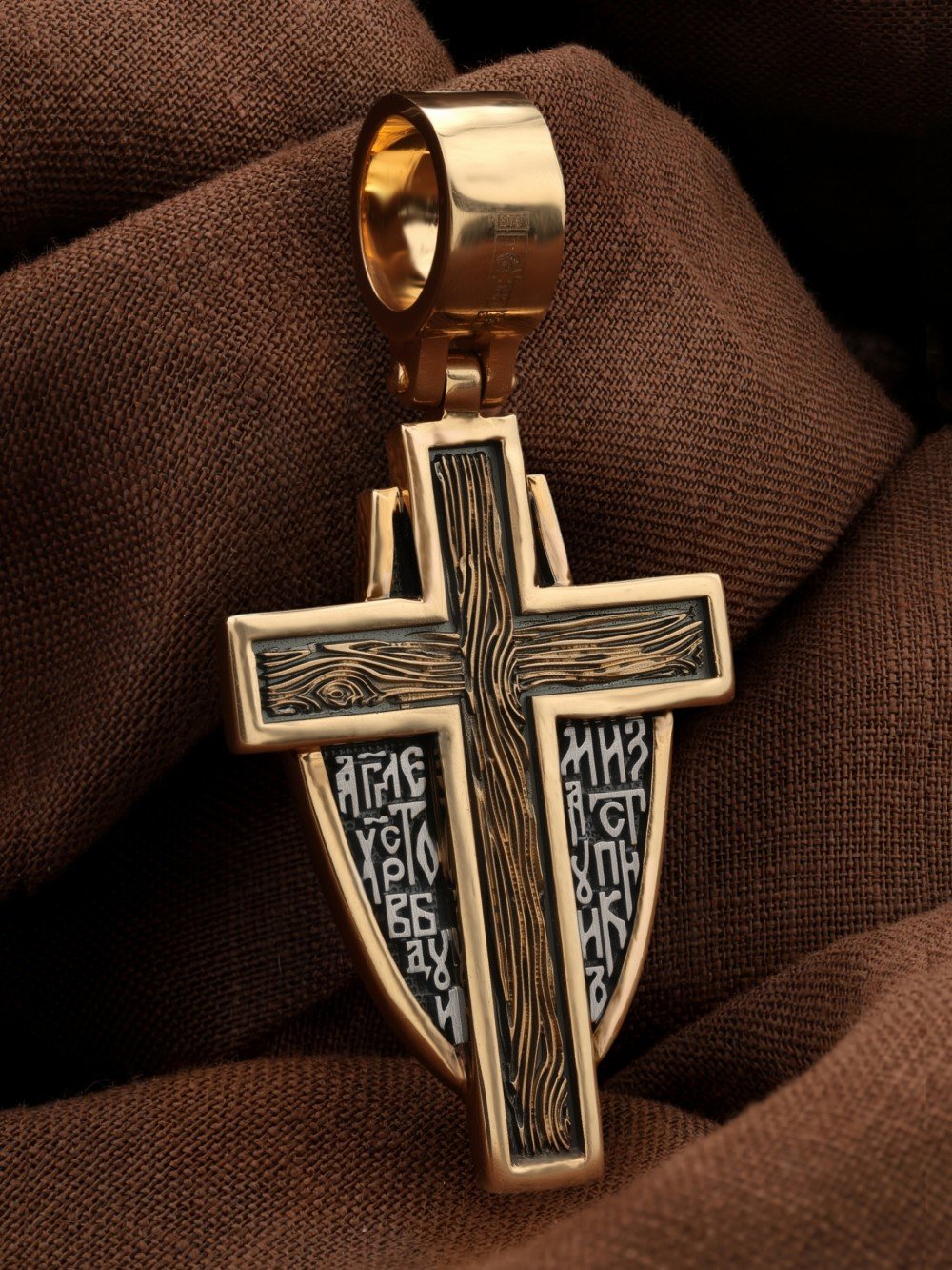 Крест из золота