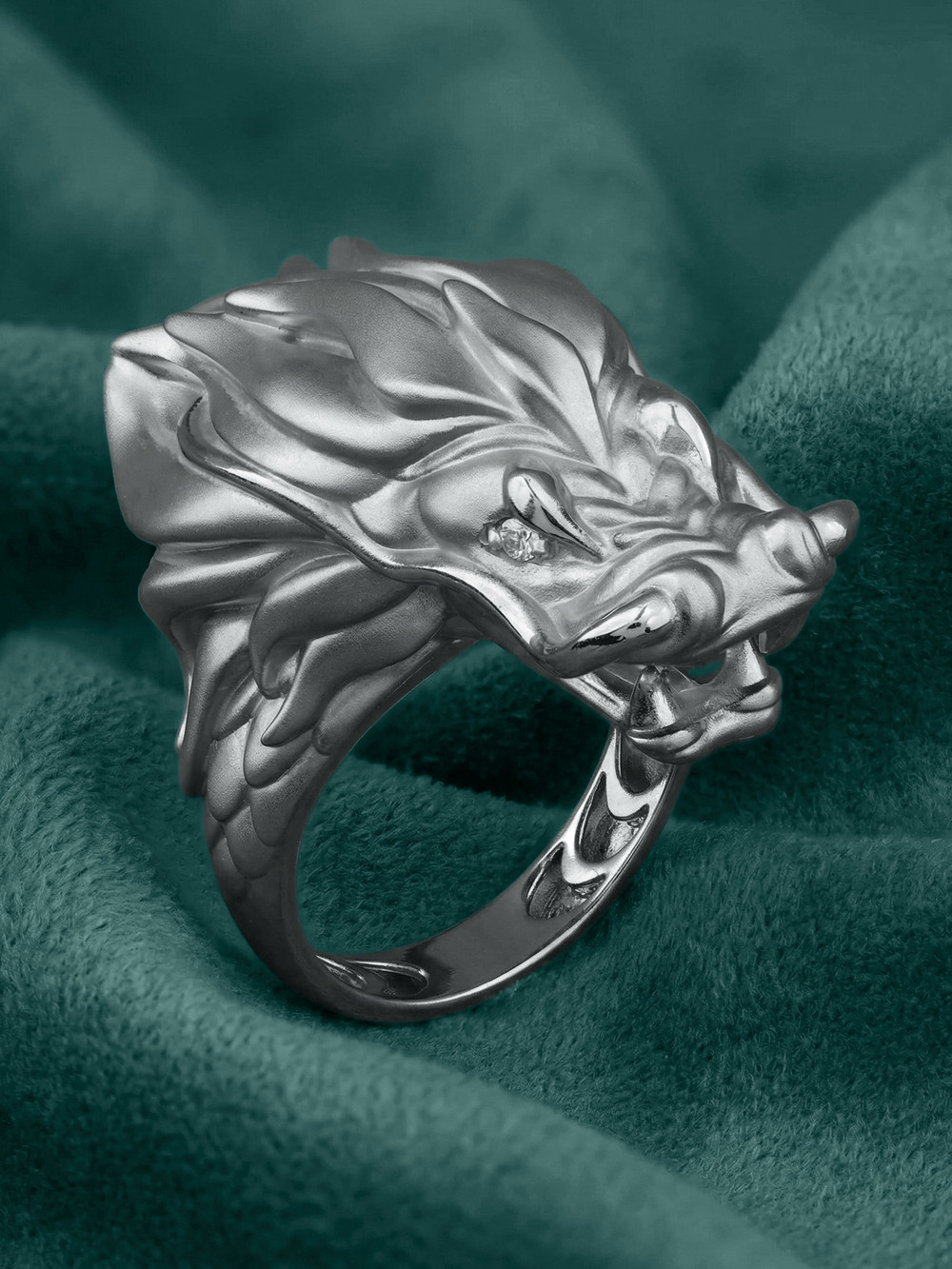 Кольцо из белого золота c бриллиантами