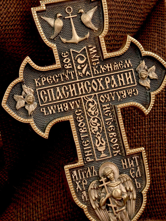 Крест из золота