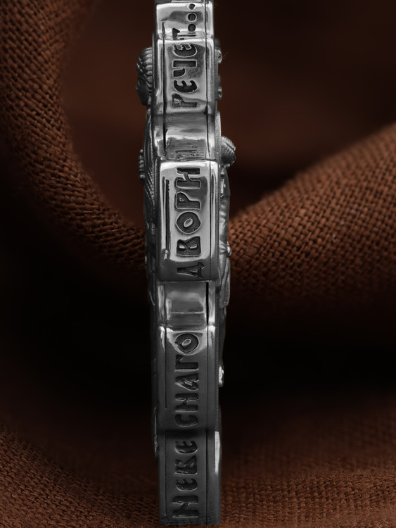 Крест из белого золота