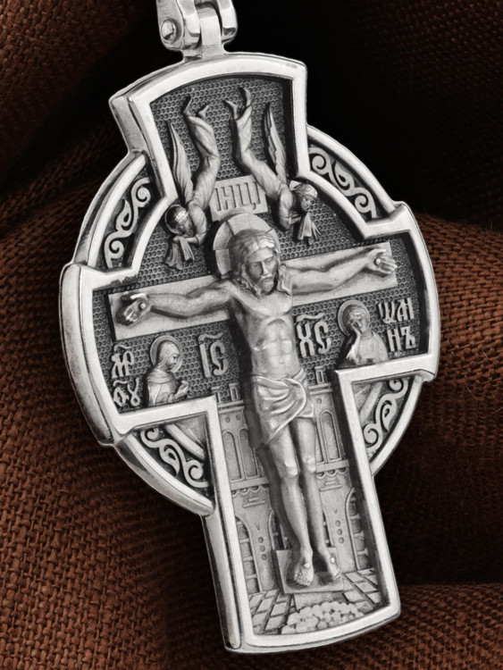 Крест из белого золота