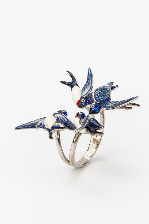 Кольцо из белого золота c эмалью