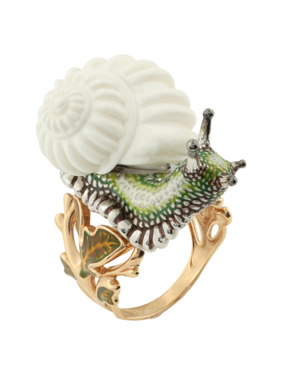 Кольцо из золота c эмалью и бивнем мамонта