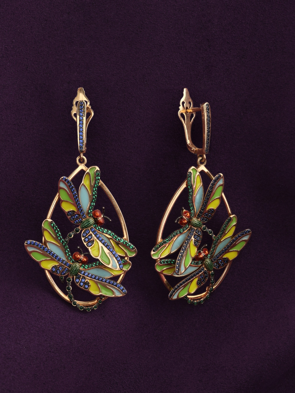 Серьги из золота c сапфиром, изумрудом и эмалью