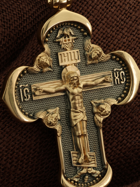 Крест из лимонного золота