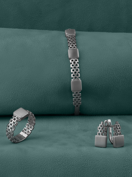 Браслет из белого золота