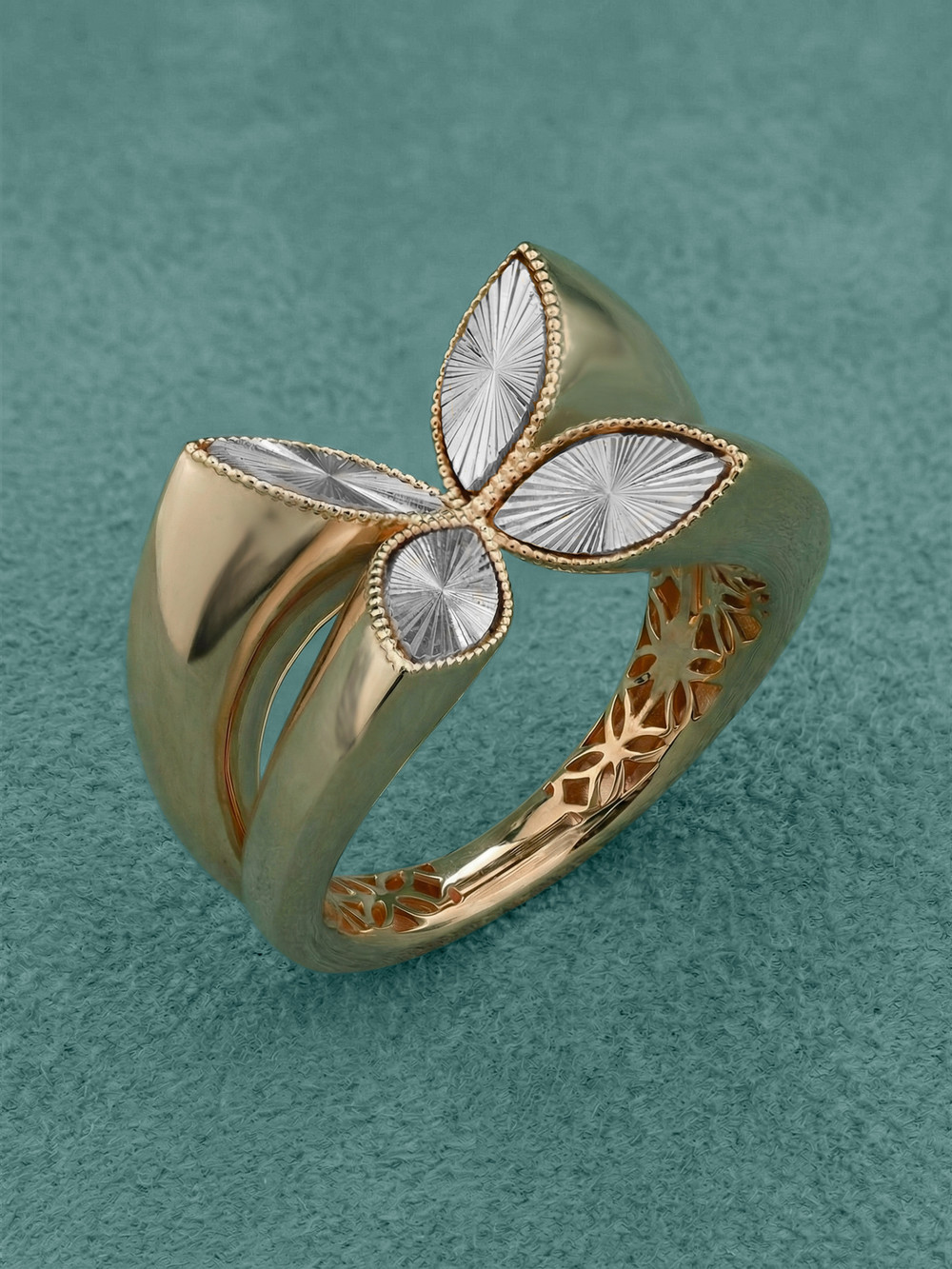 Кольцо из золота