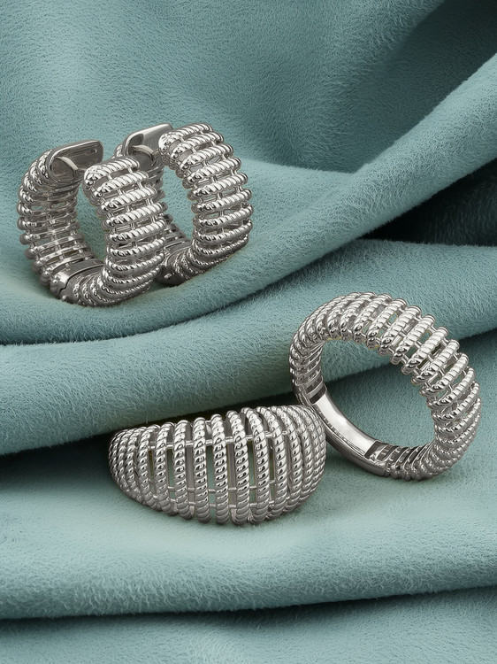 Кольцо из белого золота