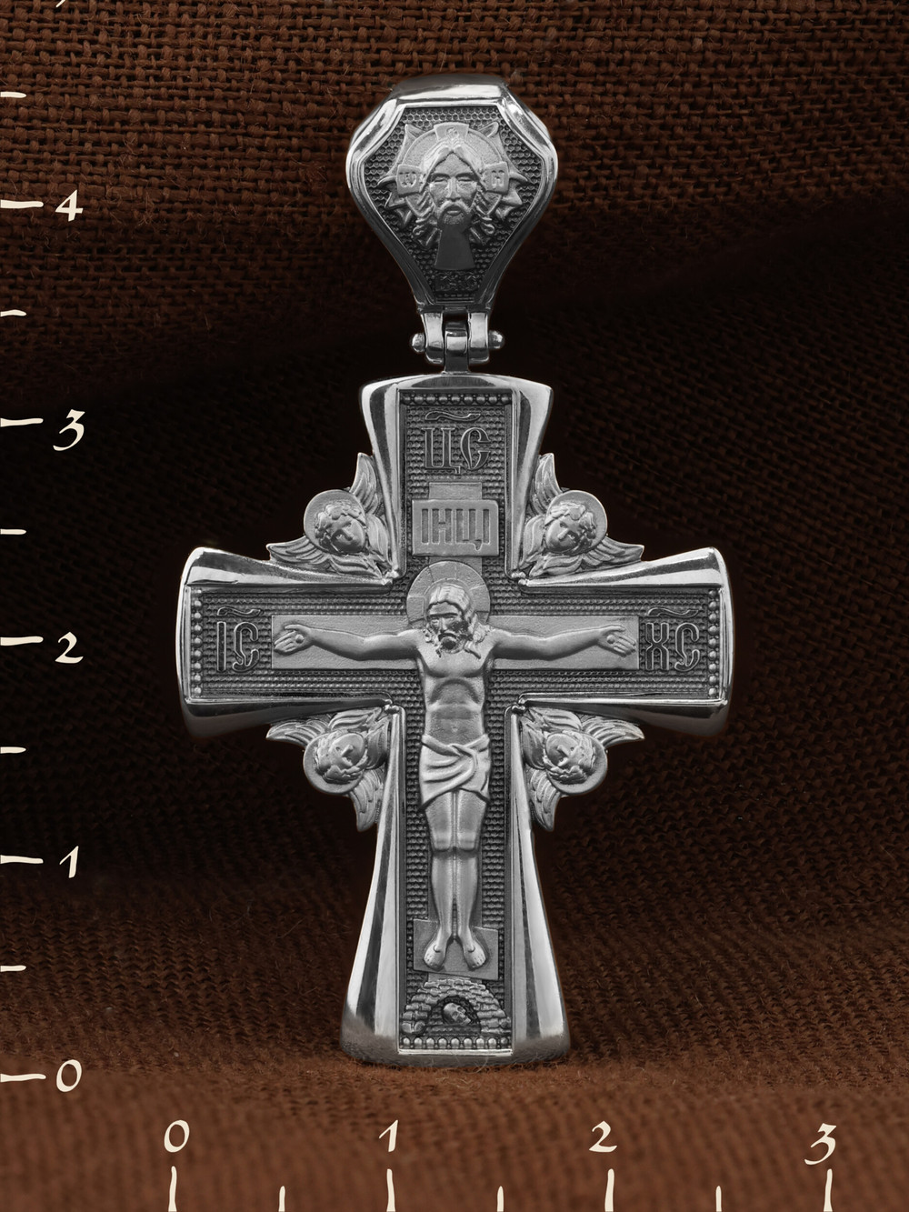 Крест из белого золота