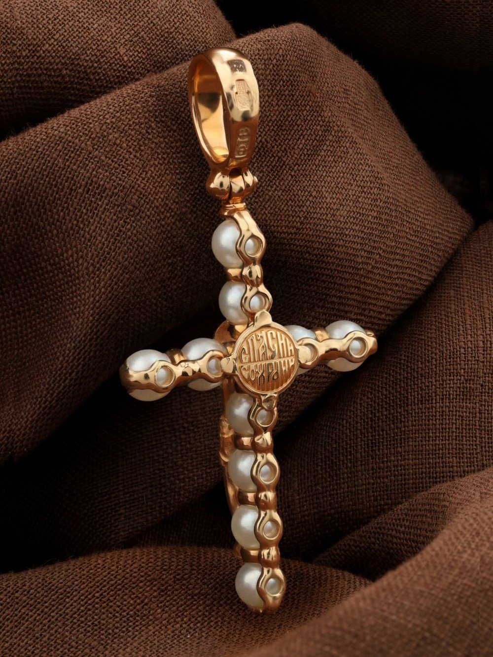 Крест из золота c жемчугом