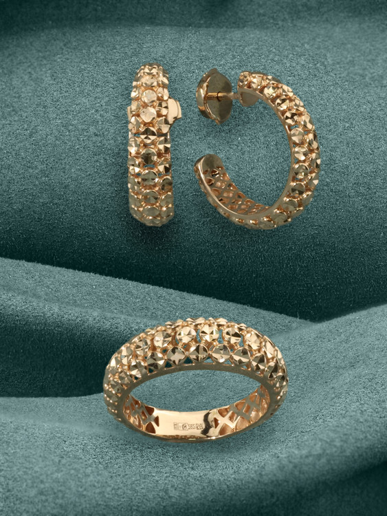 Кольцо из золота