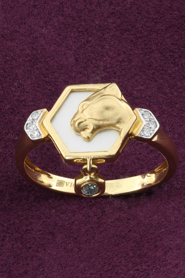 Кольцо из лимонного золота c бриллиантами и перламутром