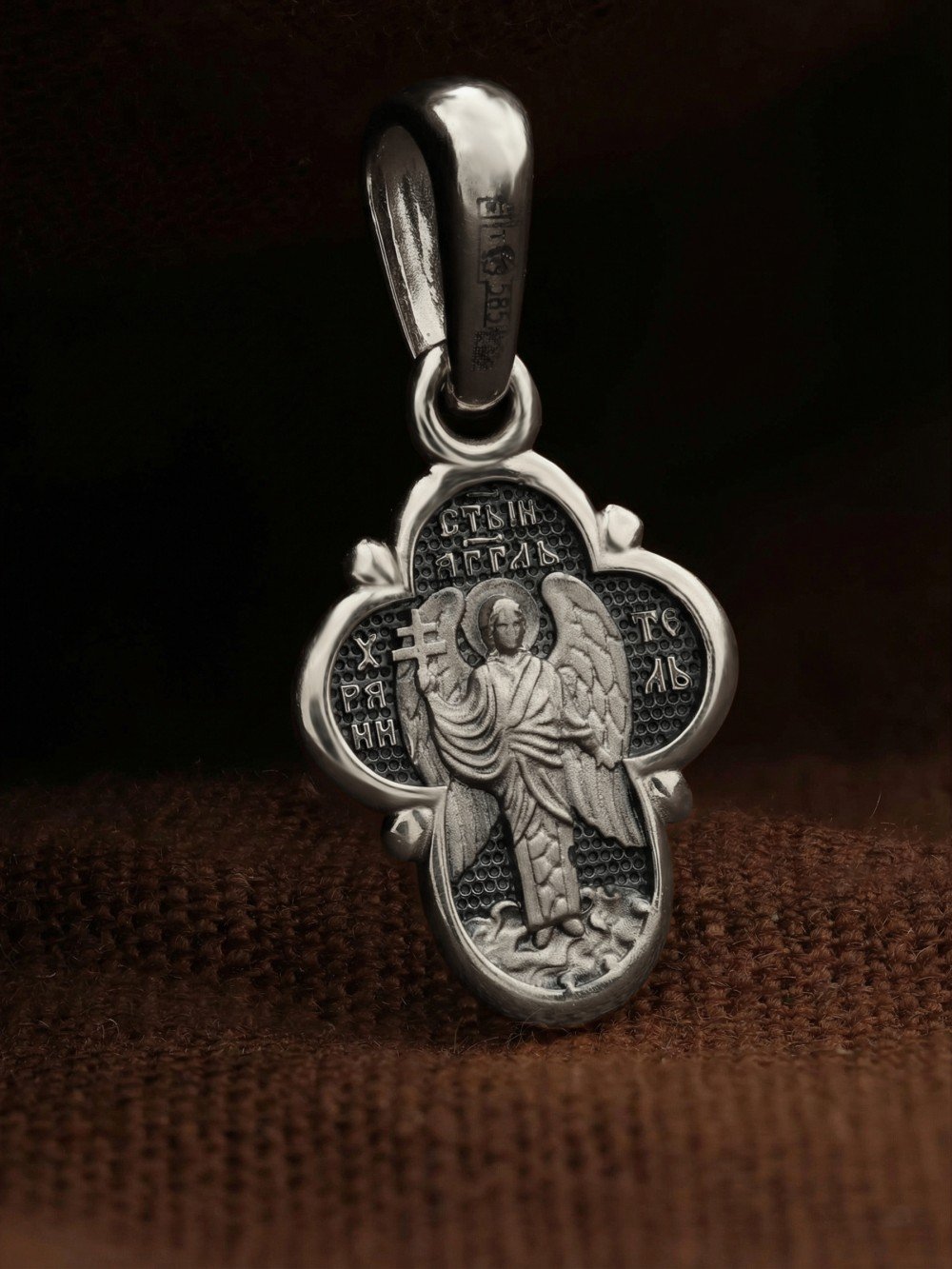 Крест из белого золота