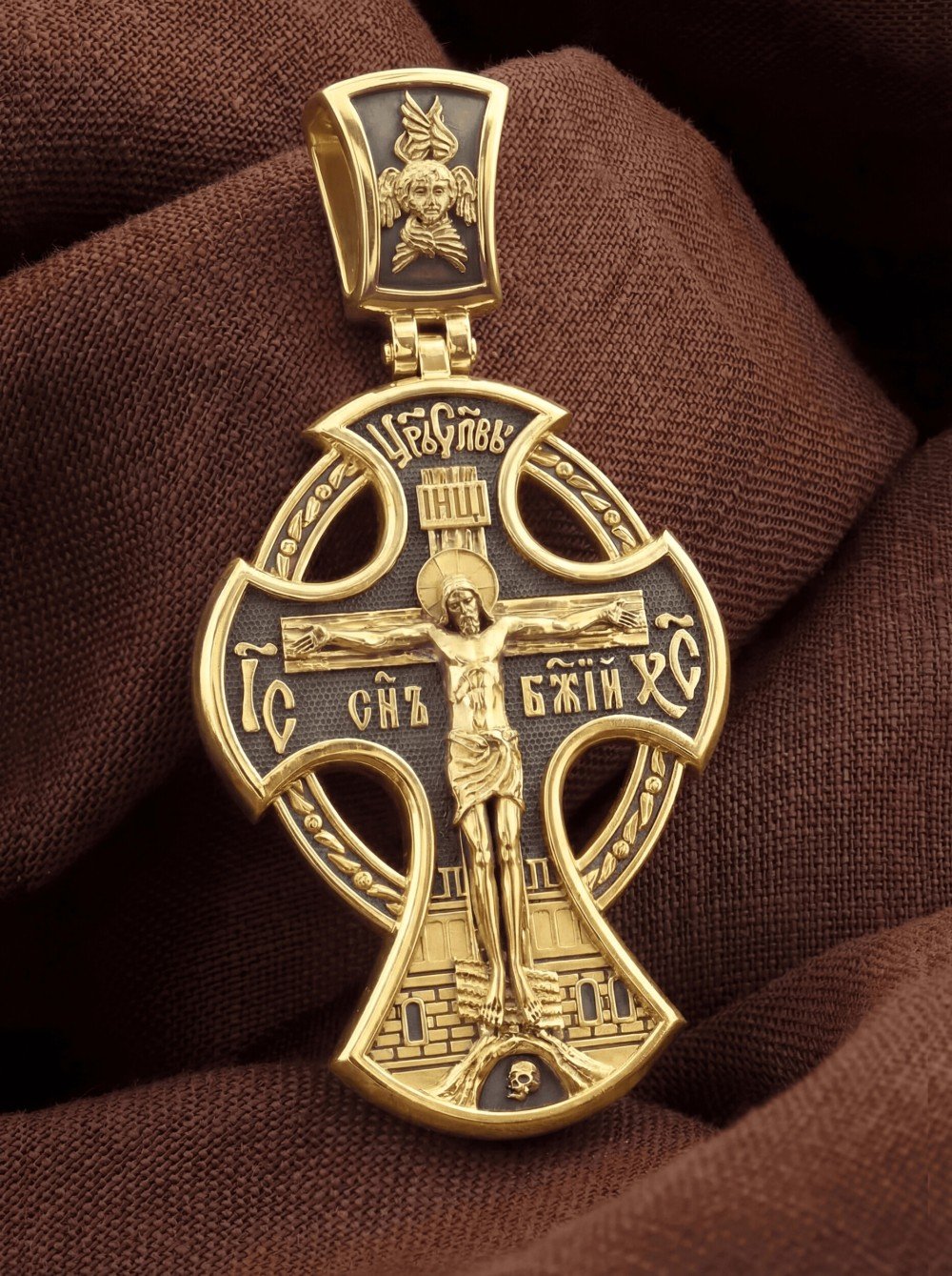 Крест из лимонного золота