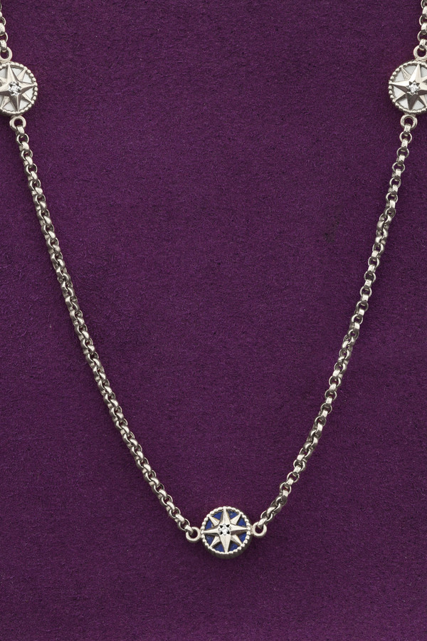 Колье из белого золота c бриллиантами, лазуритом и перламутром