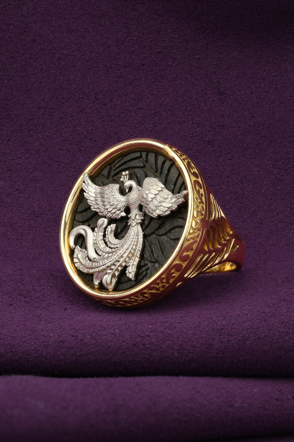 Кольцо из лимонного золота c эбеновым деревом