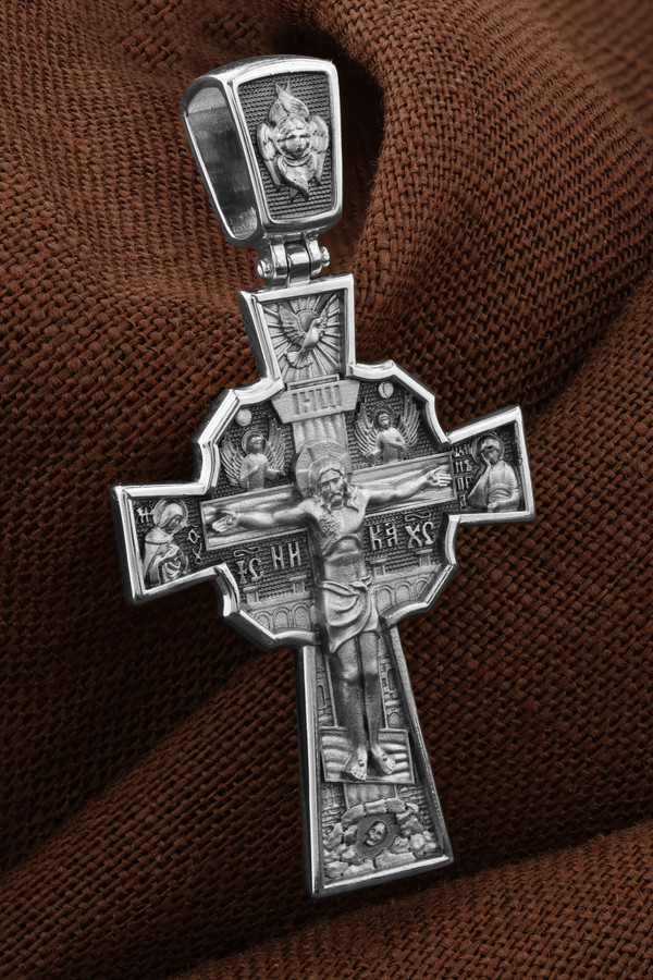 Крест из белого золота