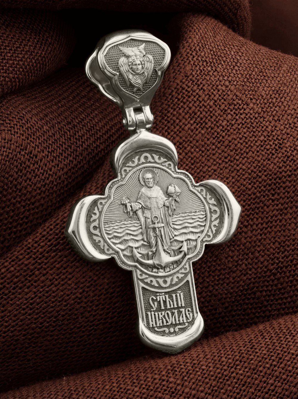 Крест из белого золота