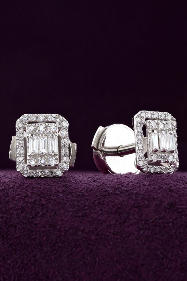 Серьги из белого золота c бриллиантами