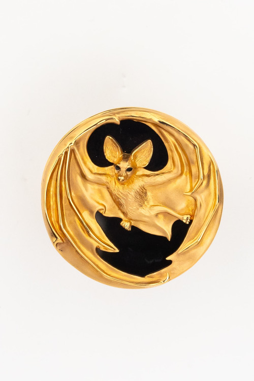 Кольцо из золота c эмалью и ониксом