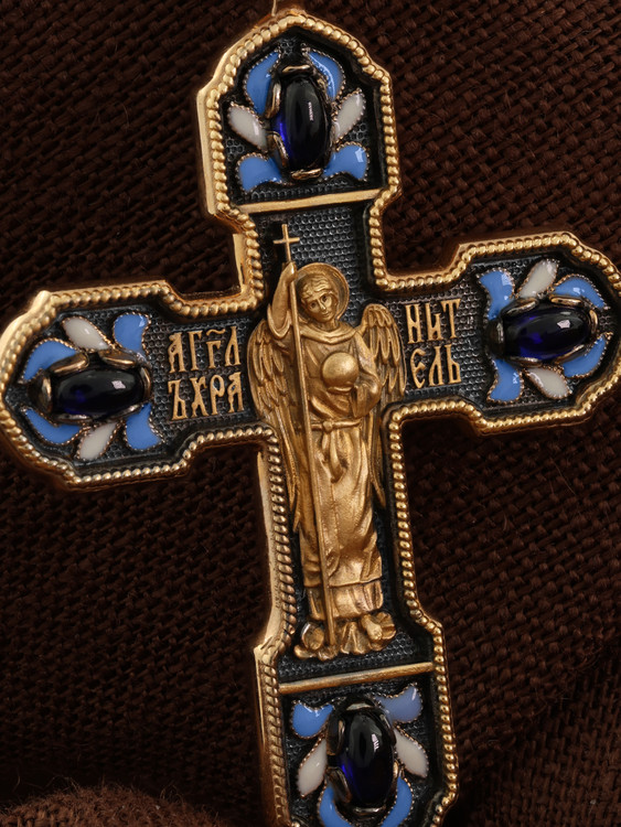 Крест из золота c эмаль и сапфиром