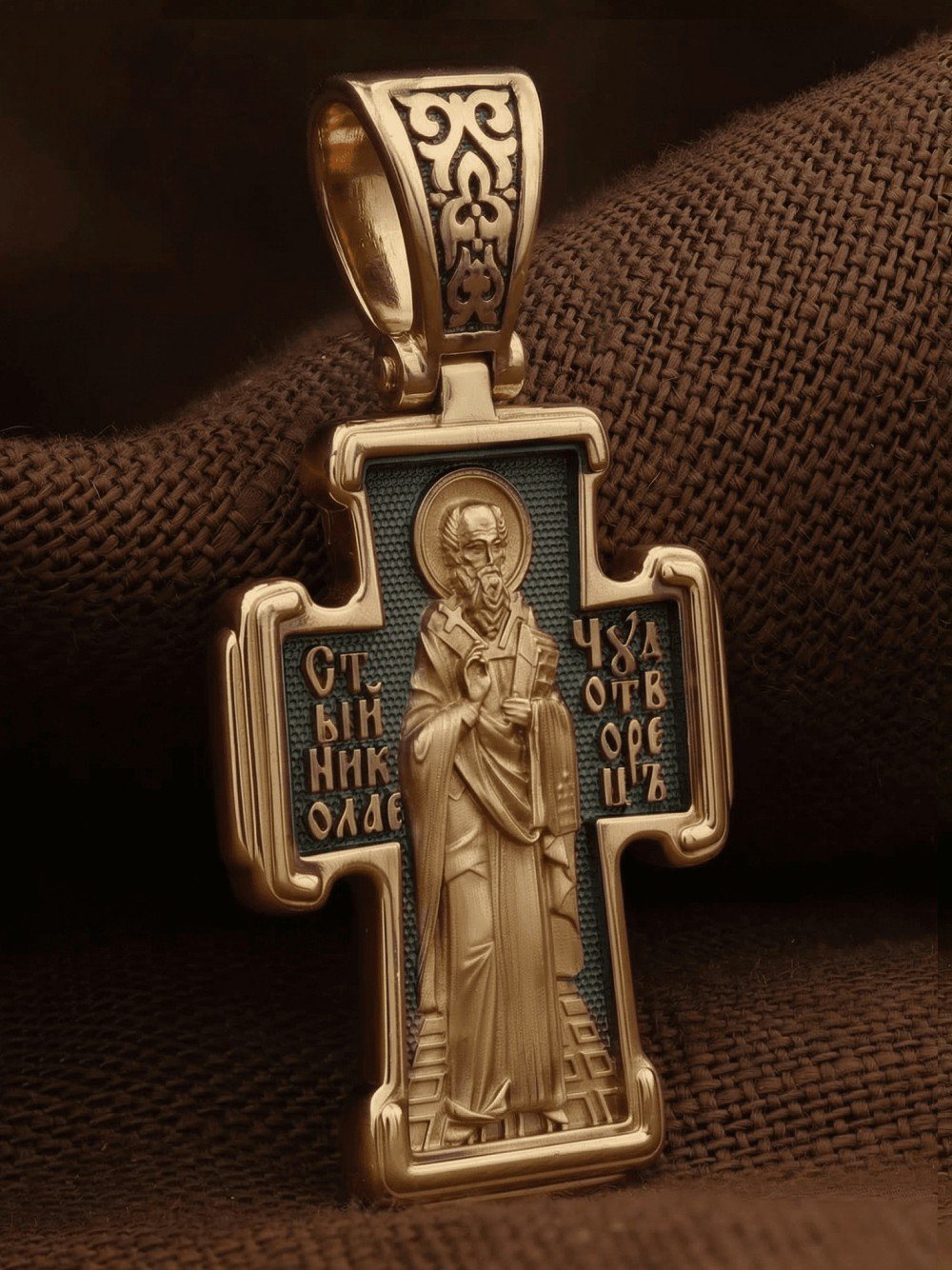 Крест из золота