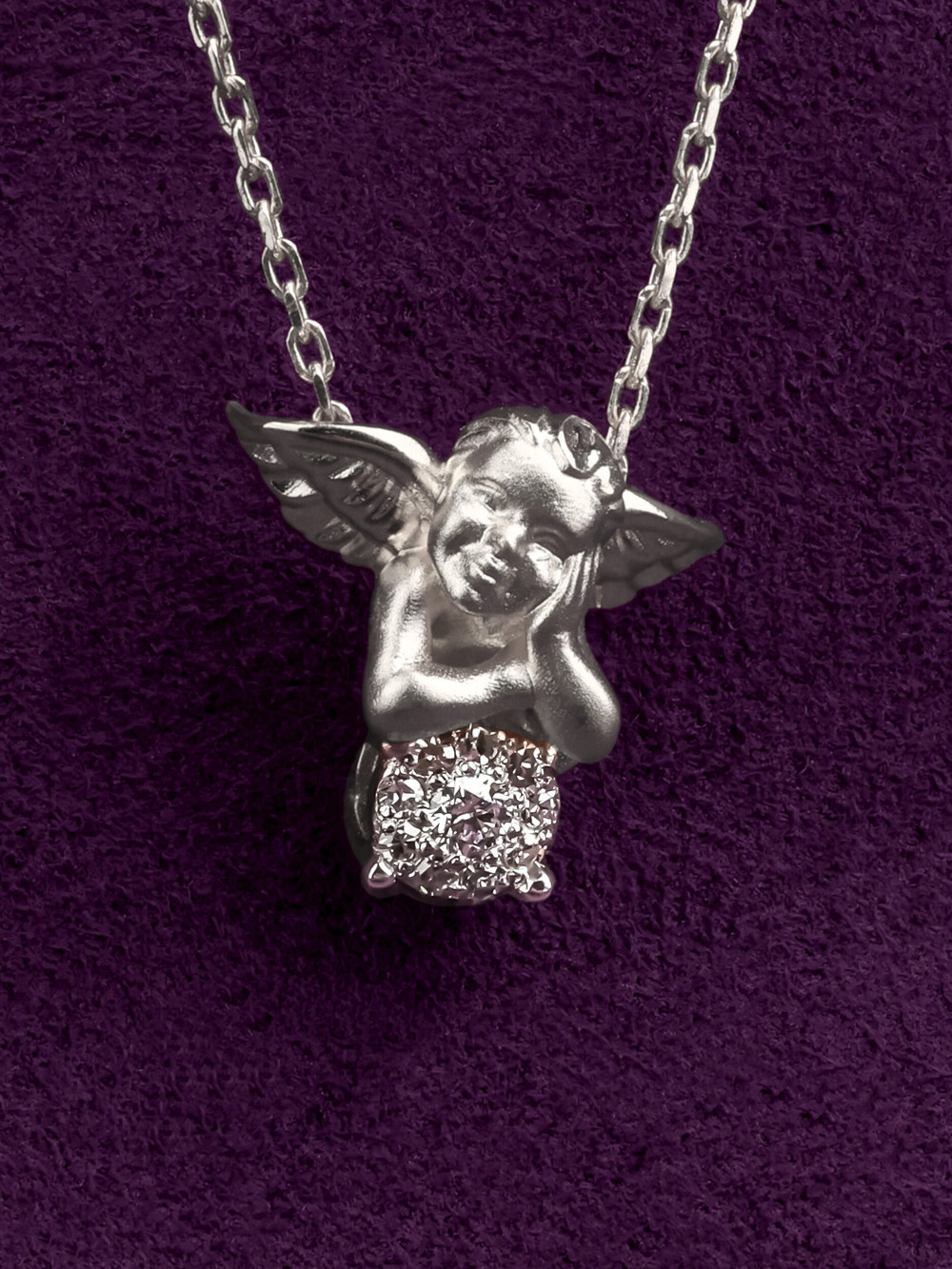 Колье из белого золота c бриллиантами