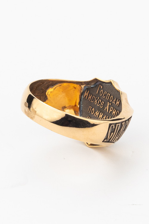 Кольцо из золота